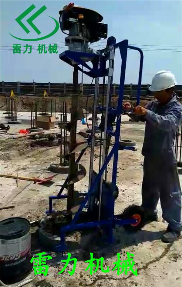 管樁掏土機.jpg 管樁掏土機.jpg